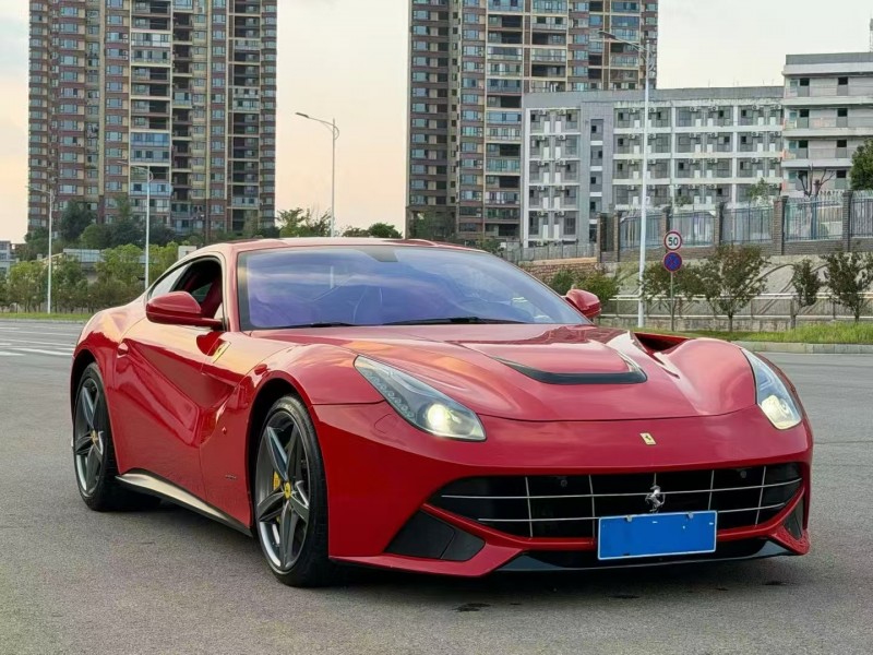 长沙14年法拉利F12berlinetta2