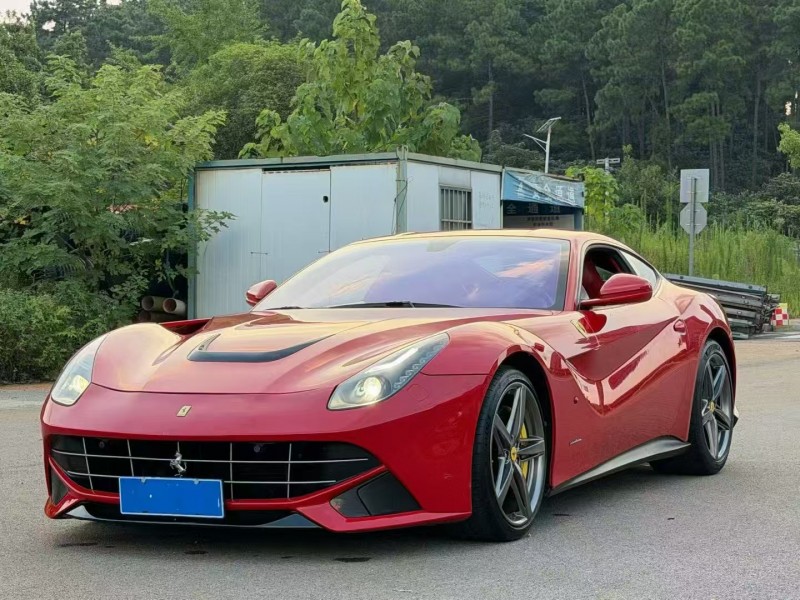 长沙14年法拉利F12berlinetta3