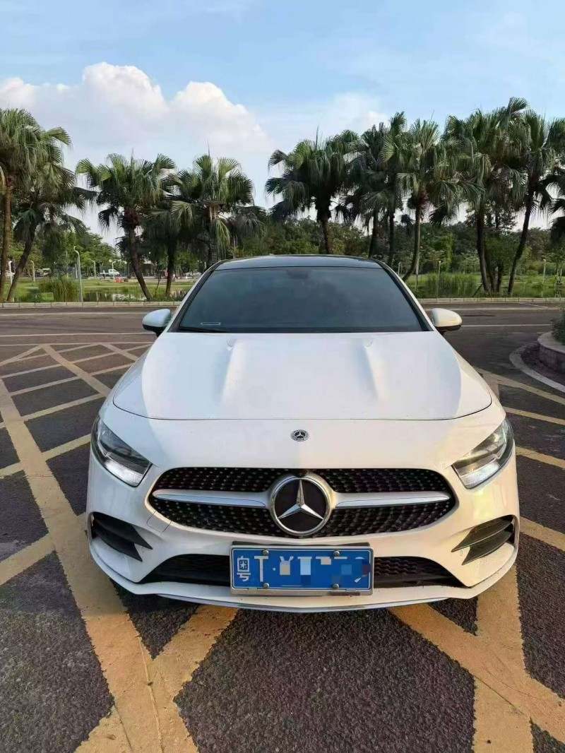 广州21年奔驰A1