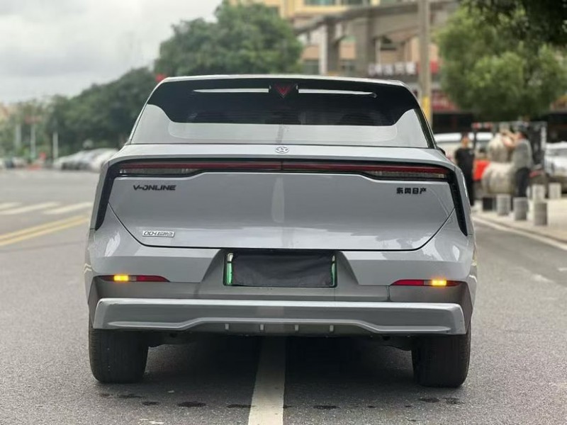 东莞24年启辰大V8