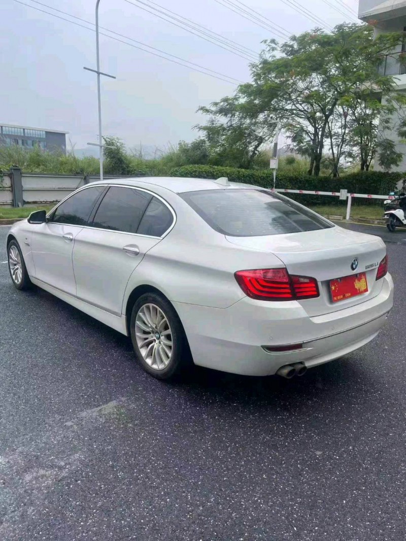 广州13年宝马5系9