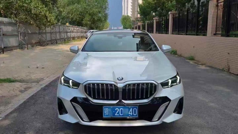 邢台25年宝马5系1