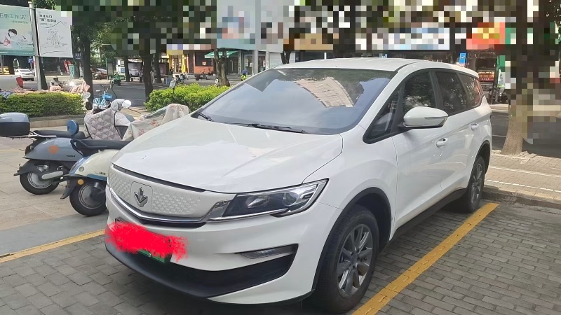 福州23年力帆汽車80V3