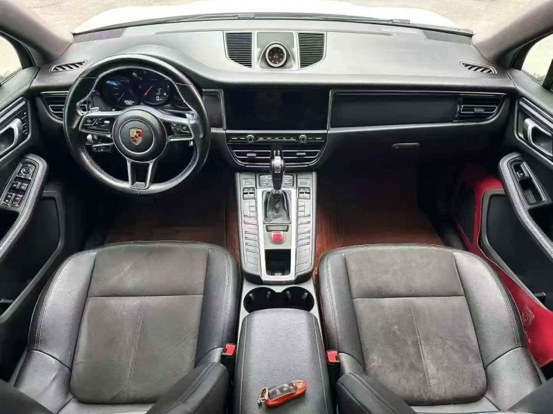 枣庄20年保时捷Macan4