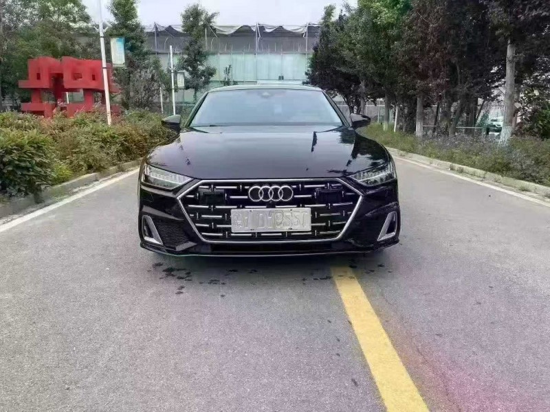 济宁25年奥迪A7L1