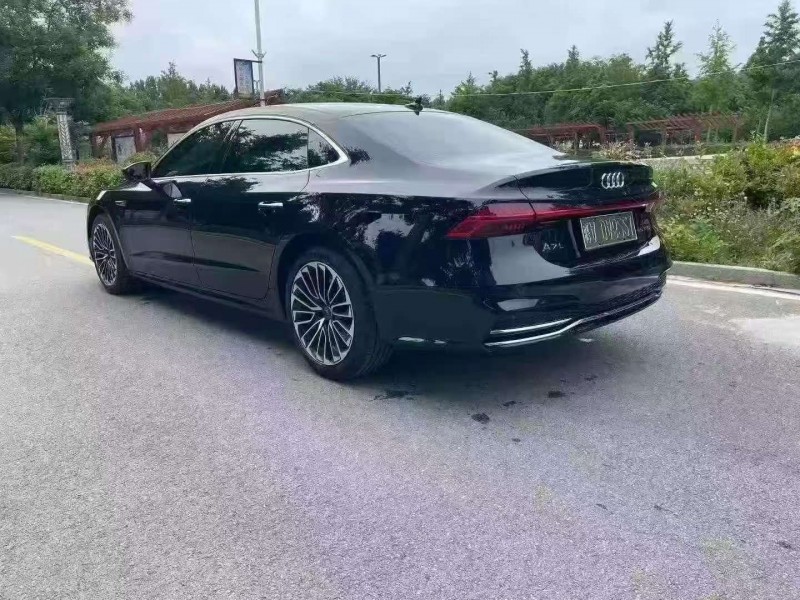 济宁25年奥迪A7L7