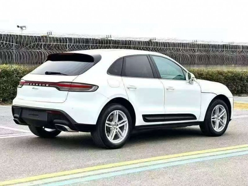 新余24年保时捷Macan7