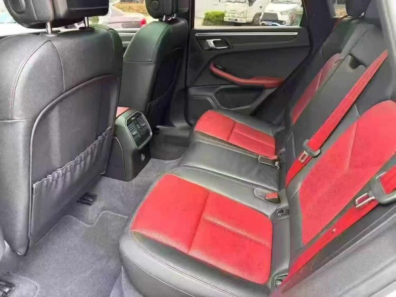 萍乡19年保时捷Macan6