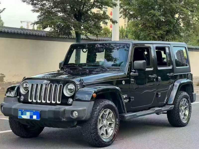鹤壁18年Jeep牧马人3