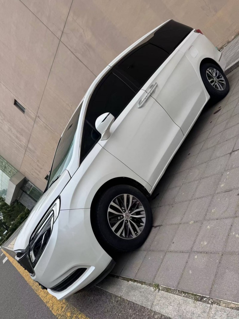 营口17年别克GL83