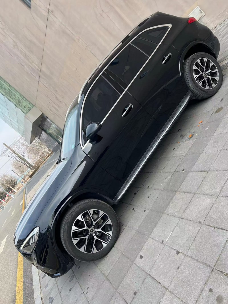 营口23年奔驰GLC3