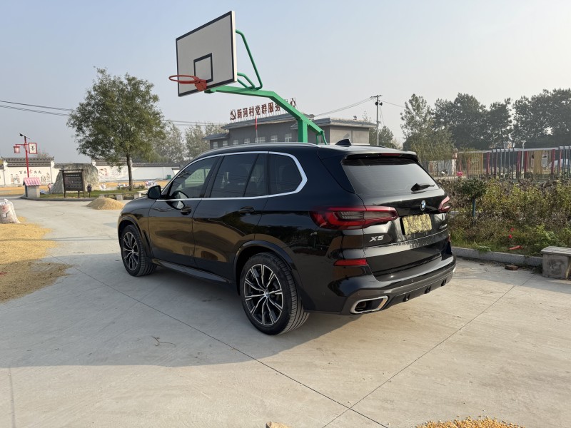 徐州21年宝马X59