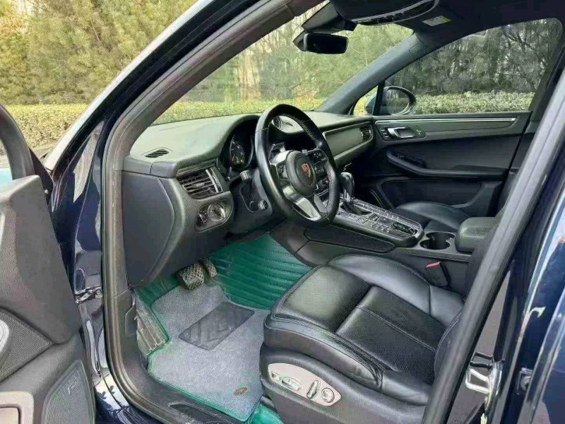 滨州19年保时捷Macan7