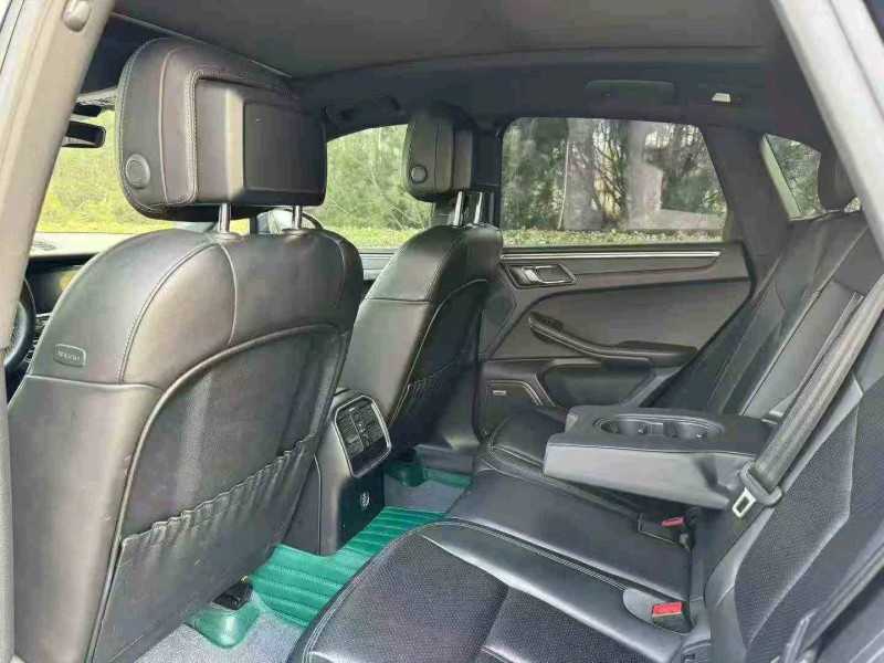 滨州19年保时捷Macan9