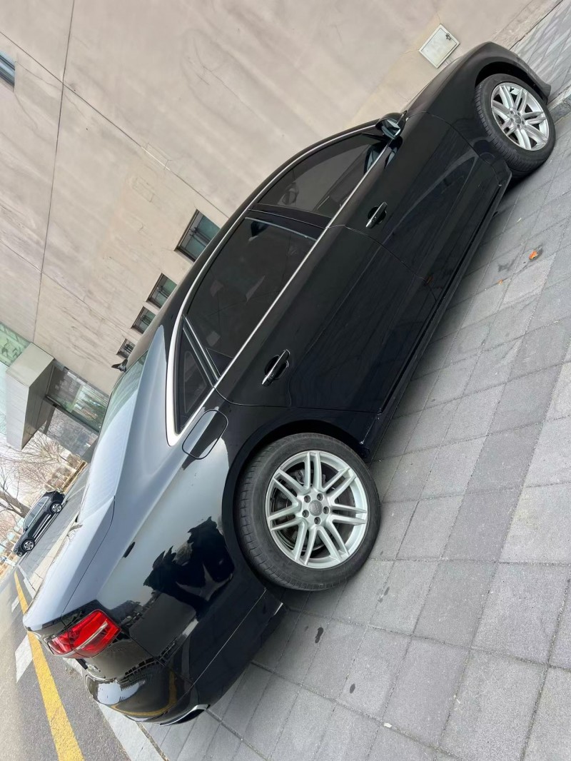 营口17年奥迪A8L7