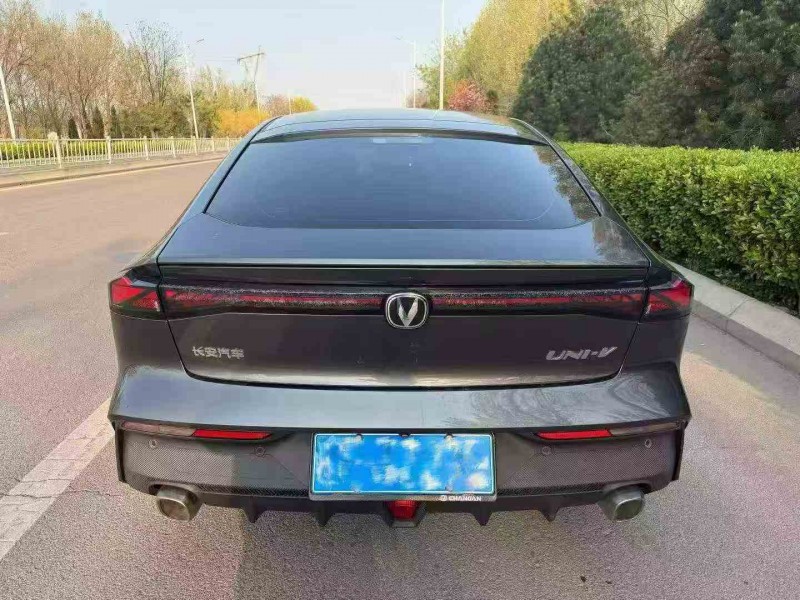滨州22年长安汽车UNI5
