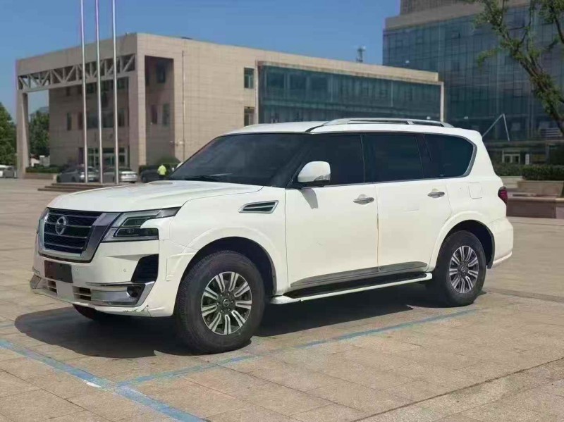 烟台22年日产途乐2