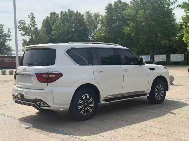 烟台22年日产途乐8