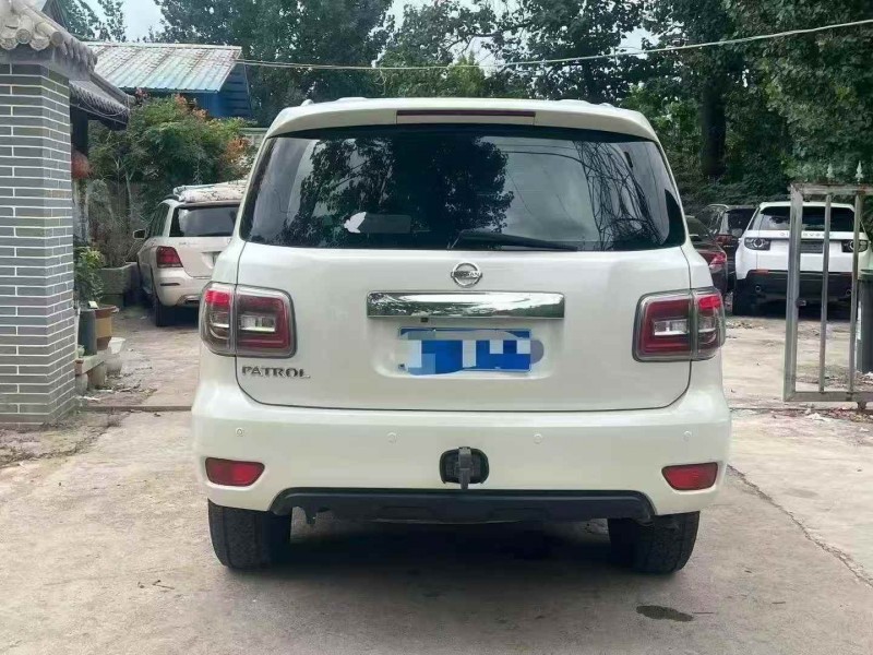 潍坊20年日产途乐8