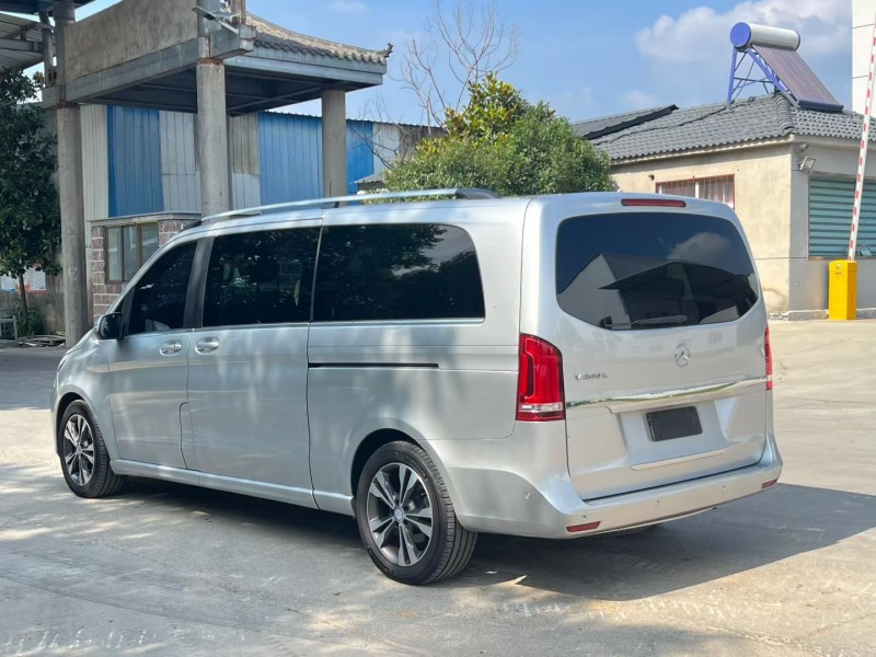 徐州17年奔驰V6