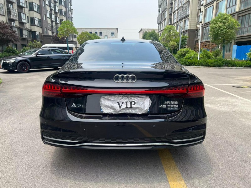 徐州23年奥迪A7L9
