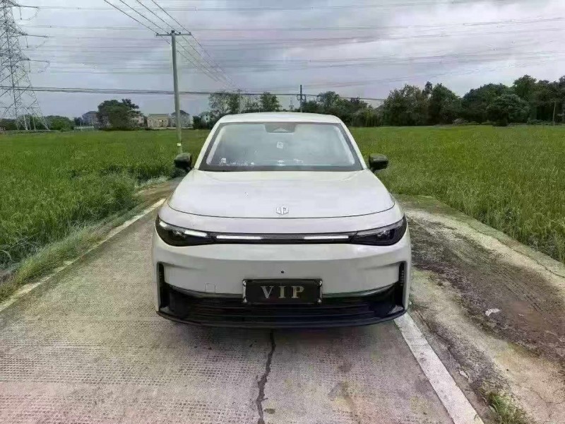 绍兴24年零跑汽车C101