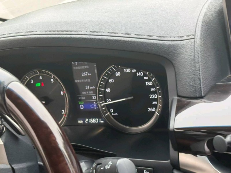 濮阳16年雷克萨斯LX7