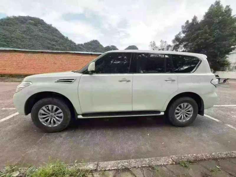 梧州20年日产途乐6