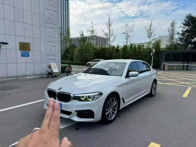 枣庄18年宝马5系3