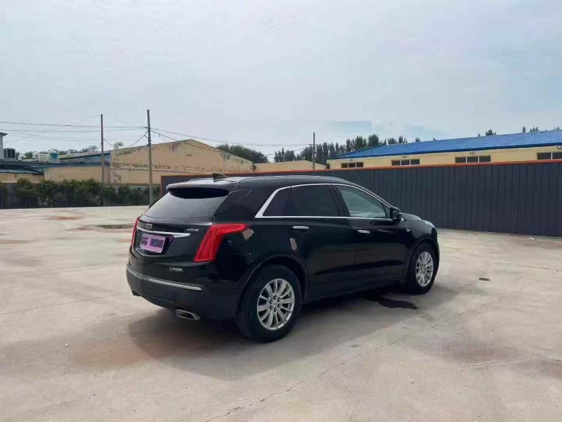 潍坊18年凯迪拉克XT59