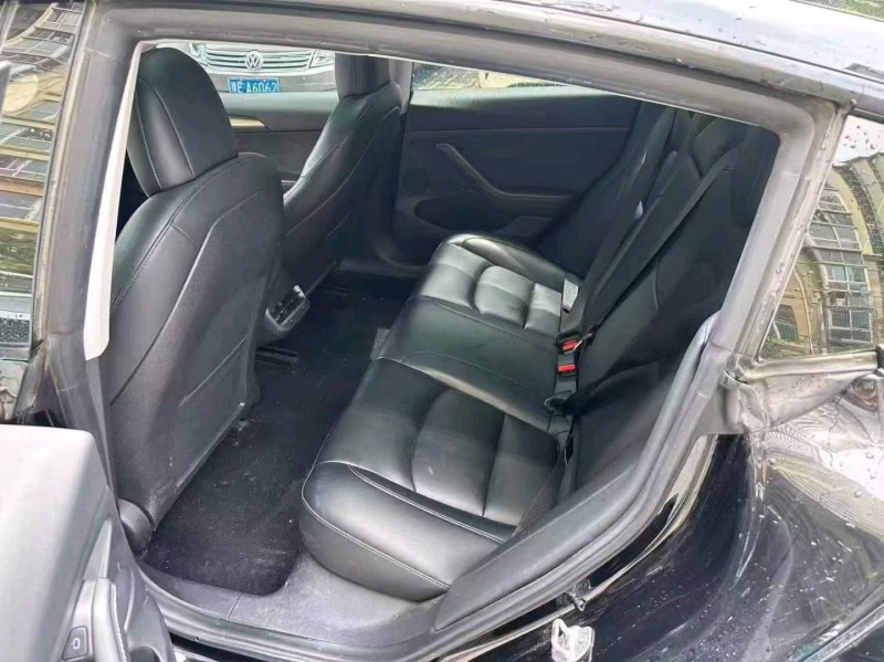 洛阳23年特斯拉MODEL 34