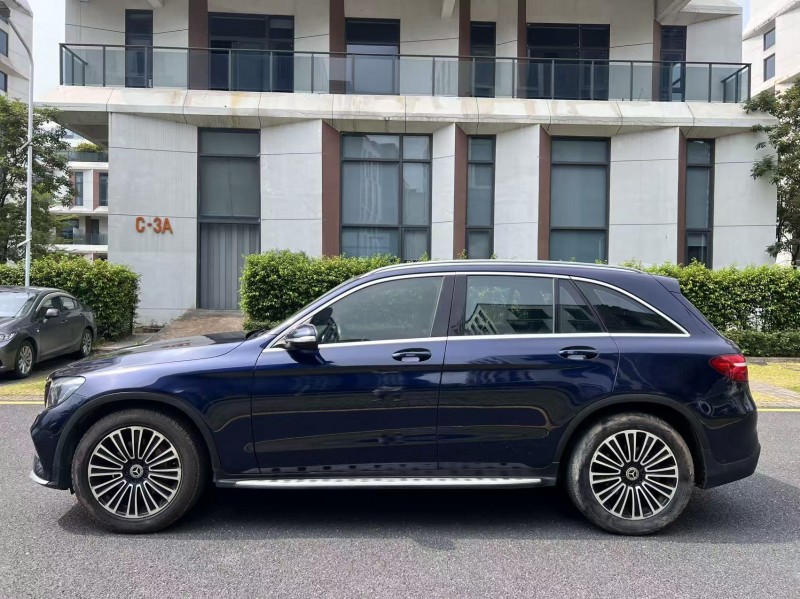 广州18年奔驰GLC4