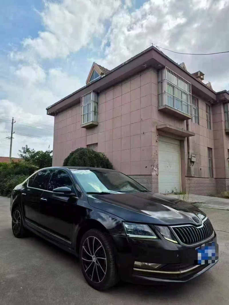 东营18年斯柯达明锐2
