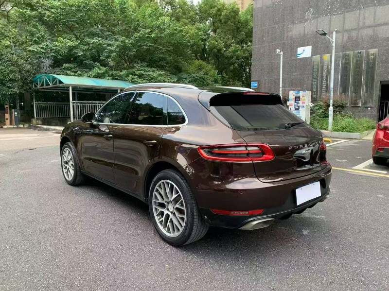 长沙15年保时捷Macan3