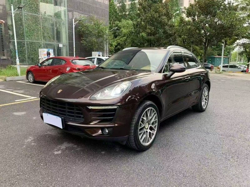 长沙15年保时捷Macan4
