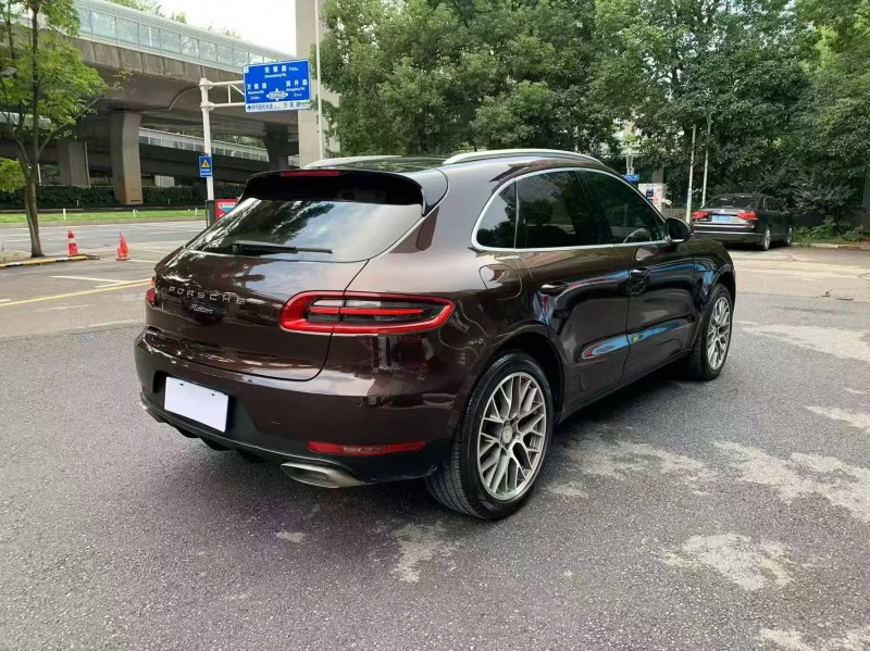 长沙15年保时捷Macan6