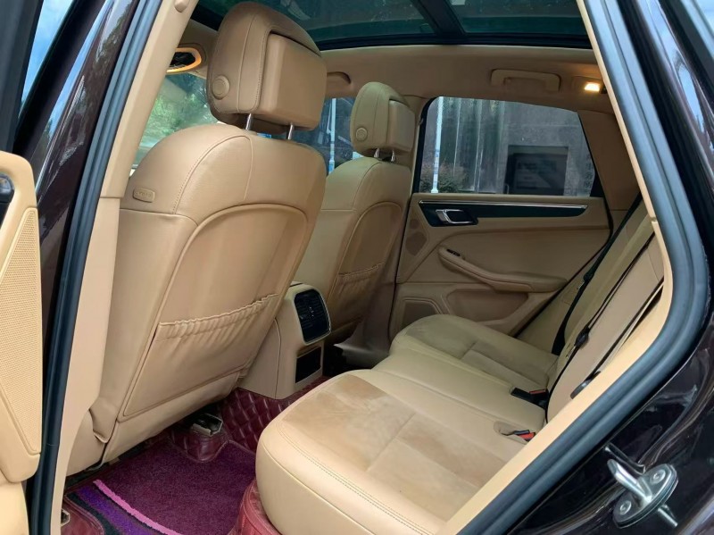 长沙15年保时捷Macan8