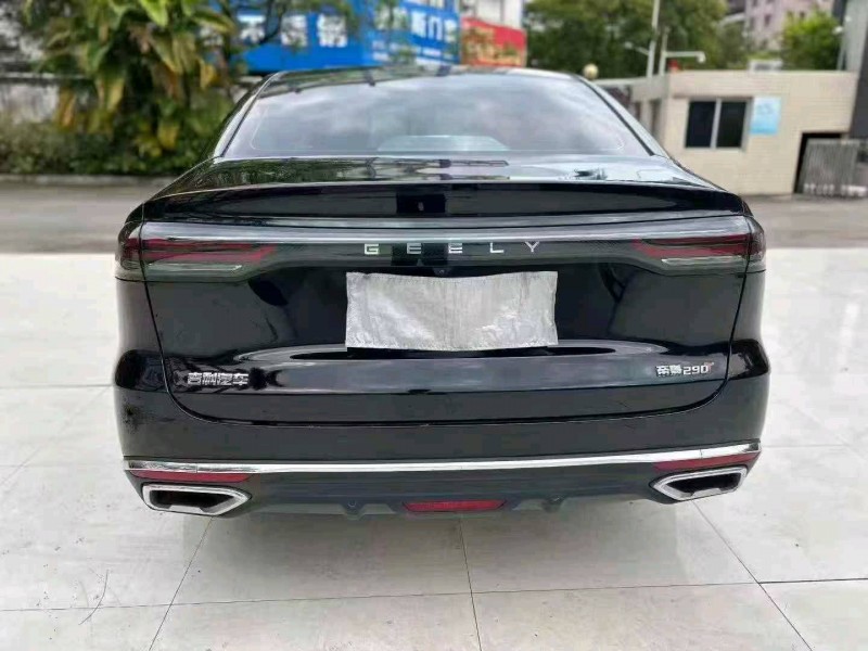 东营26年吉利帝豪9