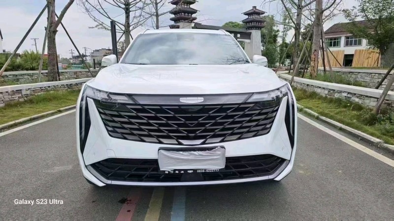 德阳24年吉利博越1