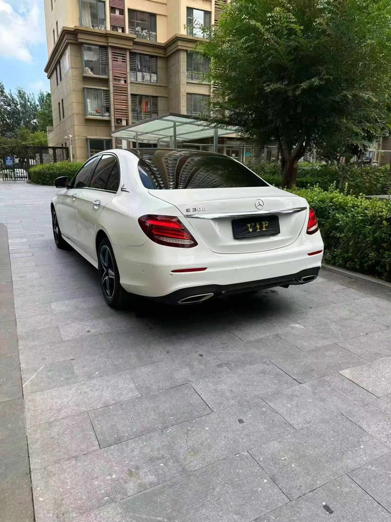 邯郸19年奔驰E8