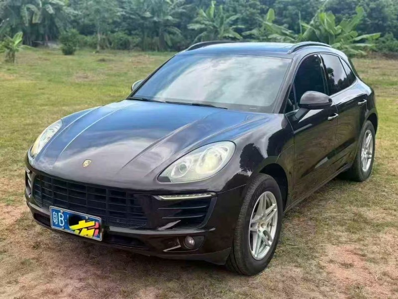 广州16年保时捷Macan2