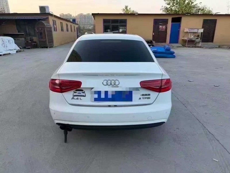 济南14年奥迪A4L8