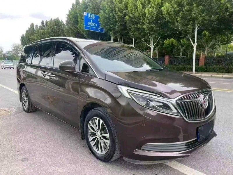 宜昌17年别克GL83