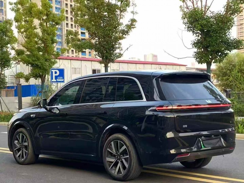 鄂州24年理想L77