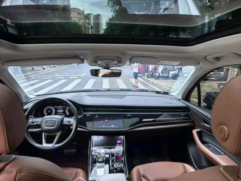 重庆21年奥迪Q75