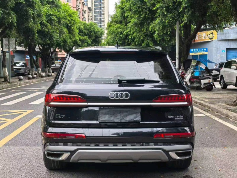 重庆21年奥迪Q79