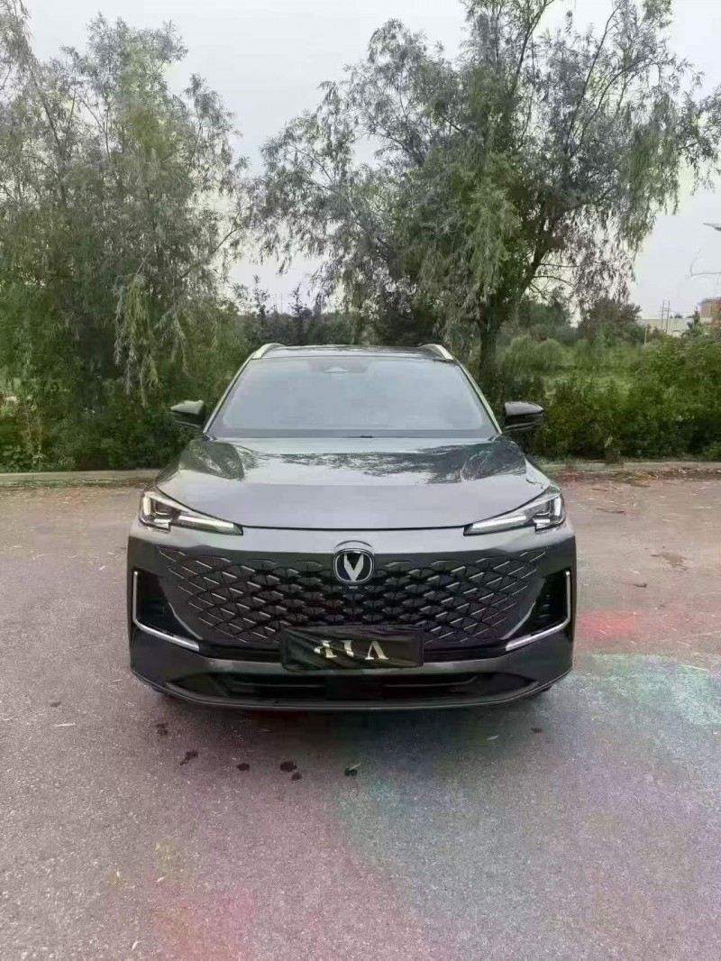 秦皇岛25年长安汽车CS551