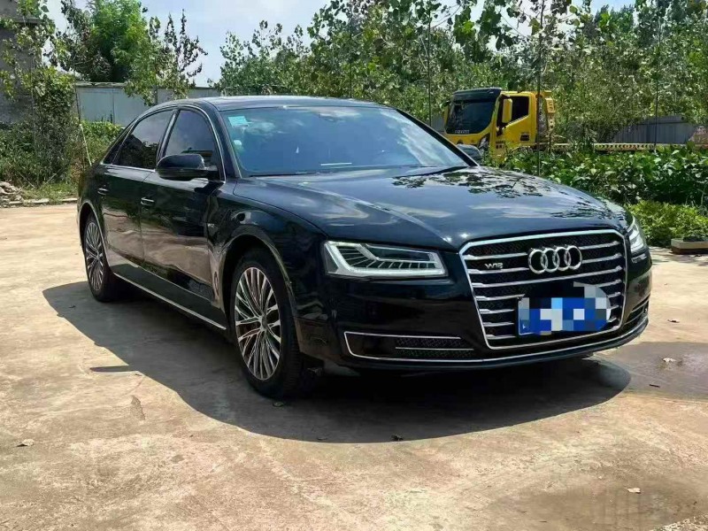 东营12年奥迪A8L3