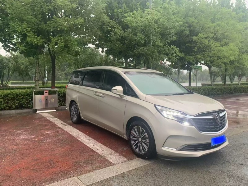 新乡21年别克GL82