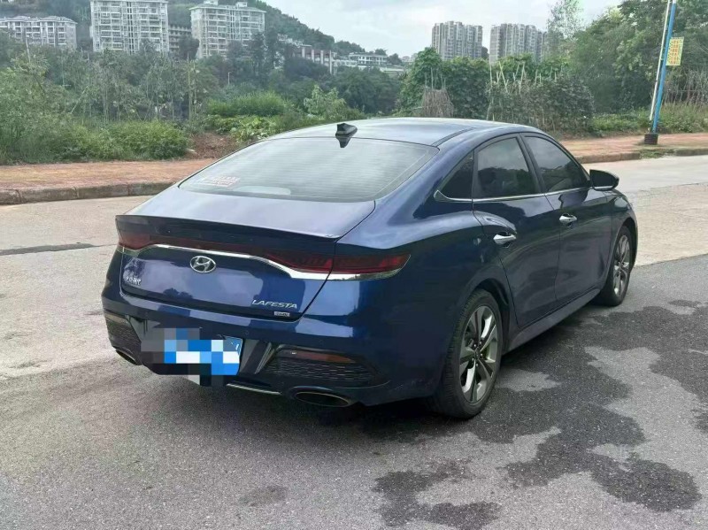 泉州19年现代菲斯塔8